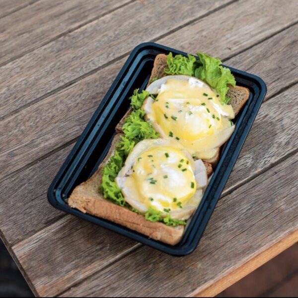 Egg Benedict with turkey